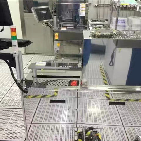 SUSS SD 12 Semi-Automatic Wet Processing System