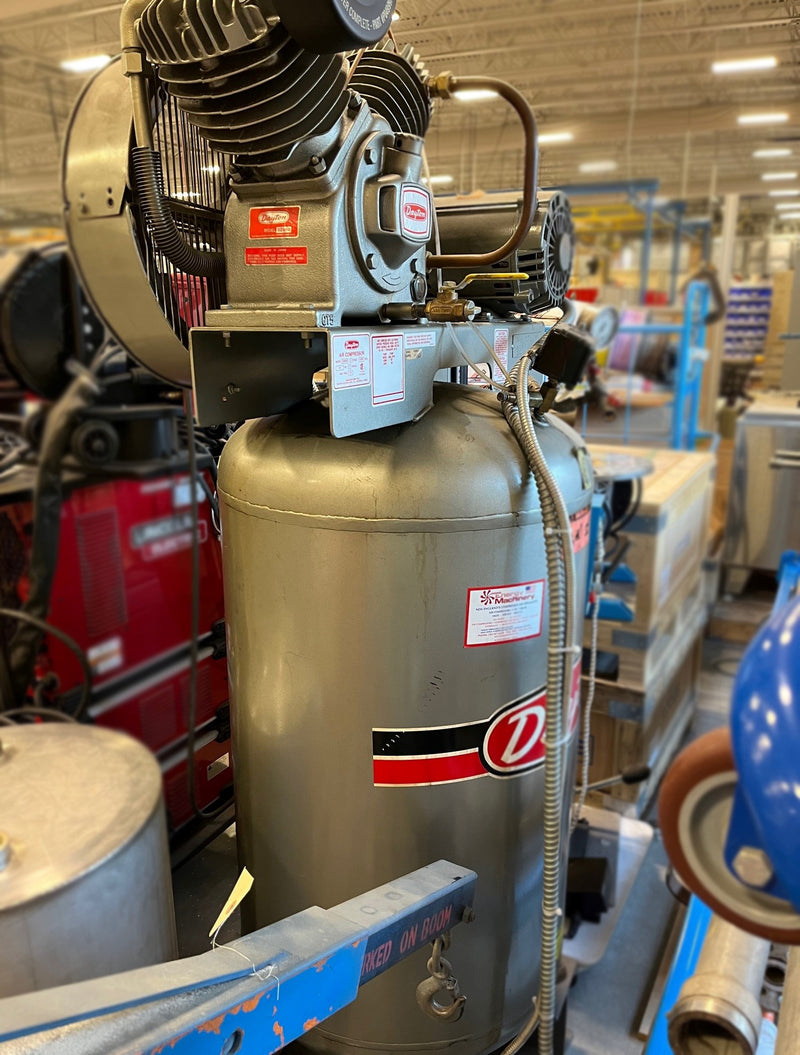 Dayton 3 Z 967 B Air Compressor