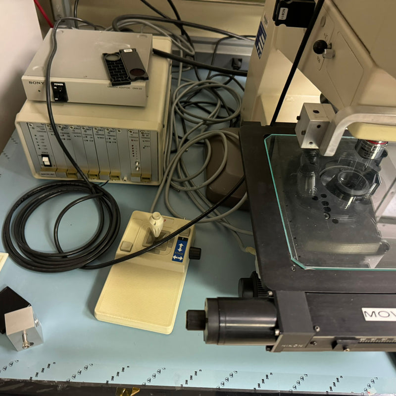 Nikon Optiphot 200 C Microscope