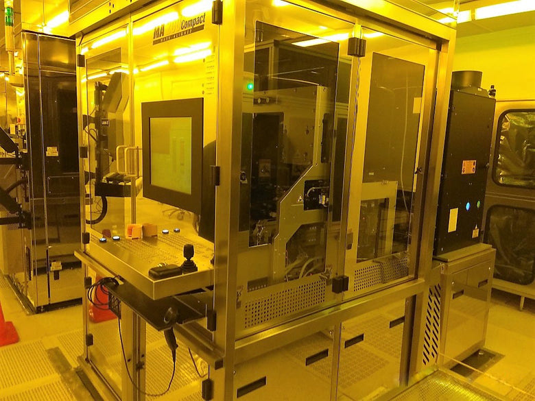 SUSS MA 200 Compact Mask Aligner