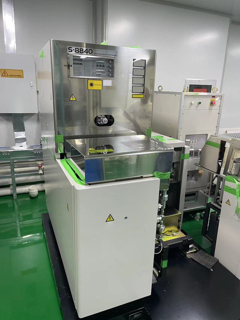 Hitachi 8840 CD-SEM (Critical Dimension Scanning Electron Microscope)