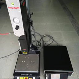 Branson 2000 X Ultrasonic Welder