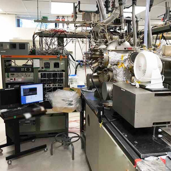 Veeco Gen II MBE Growth system