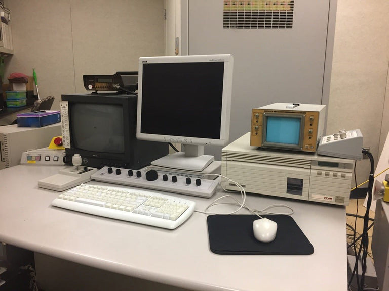 Thermo Fisher Scientific / FEI DB 235 FIB-SEM (Focused Ion Beam - Scanning Electron Microscope)