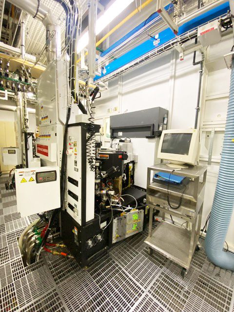 Applied Materials P 5000 Etcher