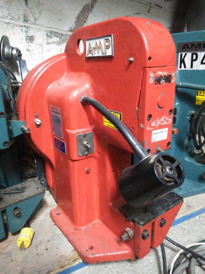 AMP K Crimper