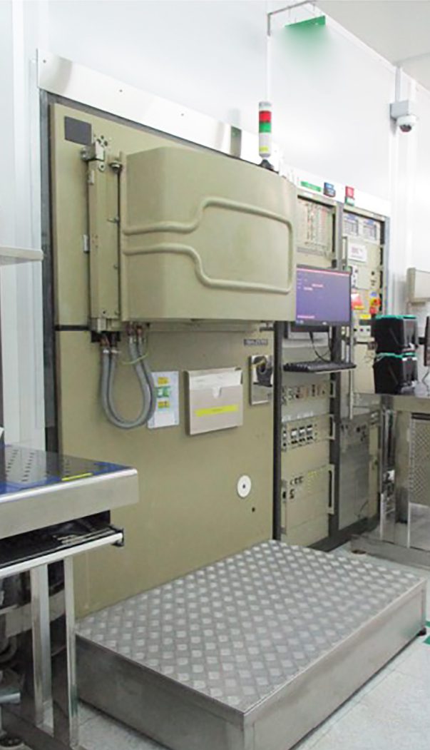 Oerlikon Balzers LLS 801 Sputtering System
