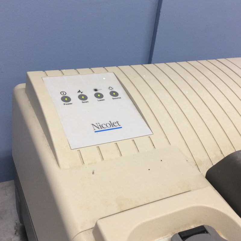 Nicolet Nexus 470 FTIR Spectrometer (Fourier Transform Infrared)