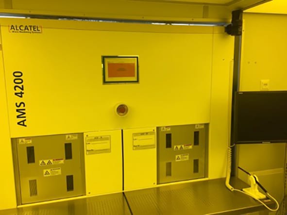 Pfeiffer / Alcatel AMS 4200 ICP (Inductively Coupled Plasma)