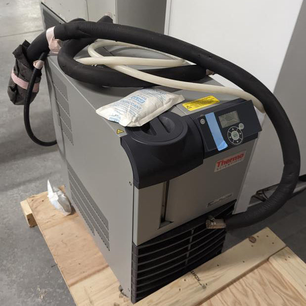 Thermo Fisher Scientific Thermoflex 1400 Chiller / Heater