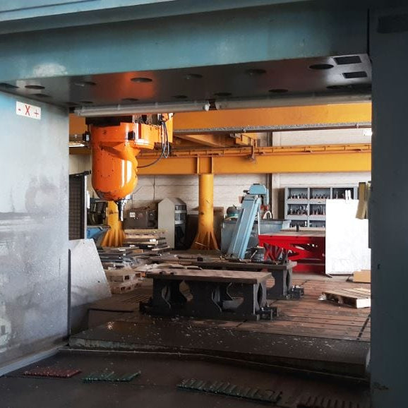Ingersoll Rand VH Vertical NC Mill