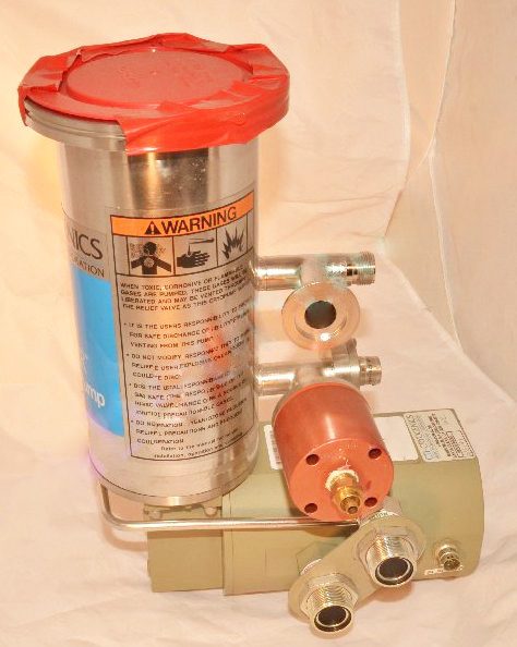 CTI Cryo-Torr 100 Pump