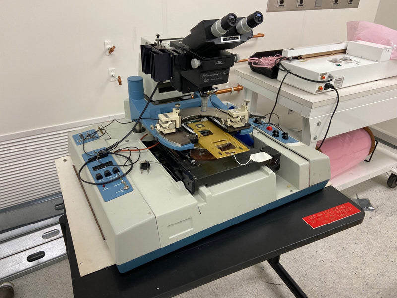 Micromanipulator 6700 A Probe Station