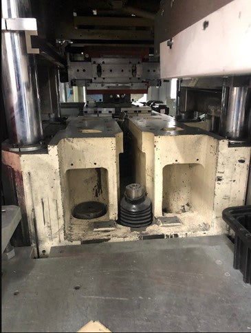 Towa Y 1 Auto Molding System