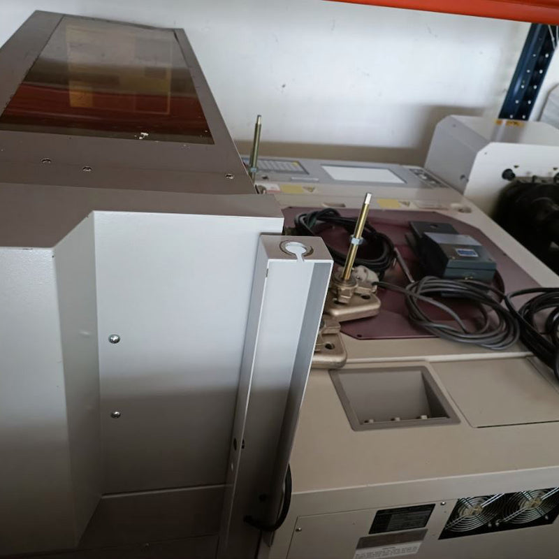 Accretech / TSK APM 90 A Prober