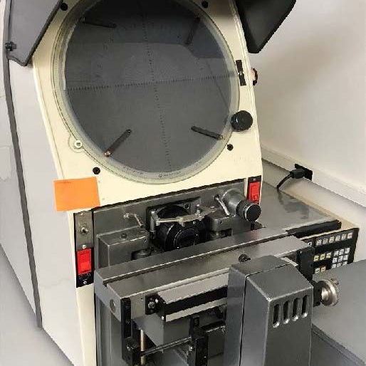Profile Projector