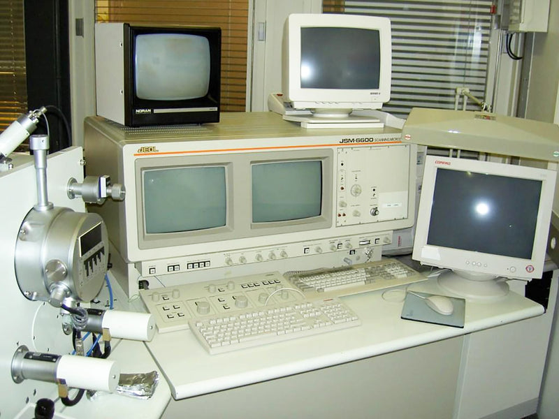 Jeol JSM 6600 Microscope