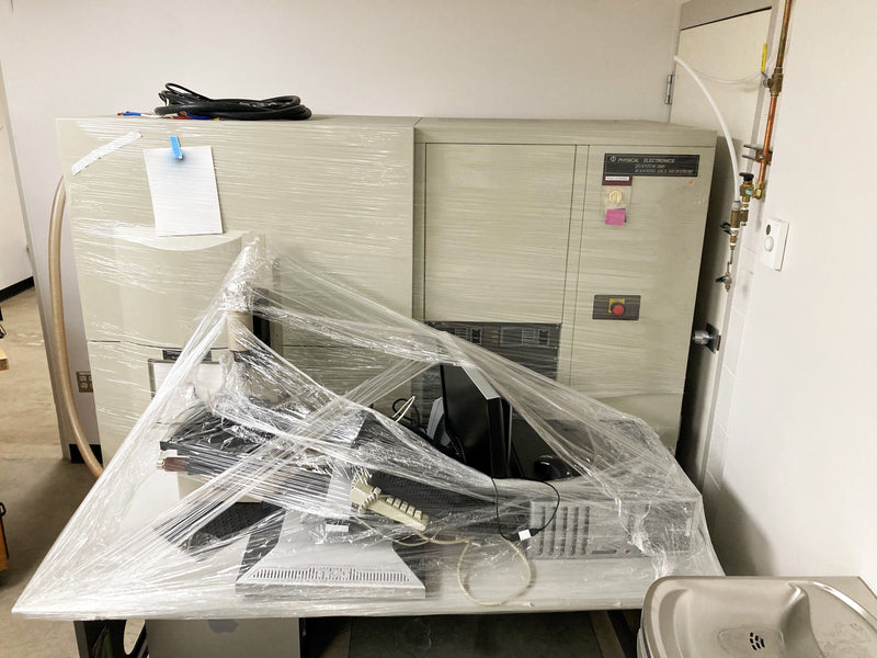 Physical Electronics Quantum 2000 Scanning ESCA Microprobe
