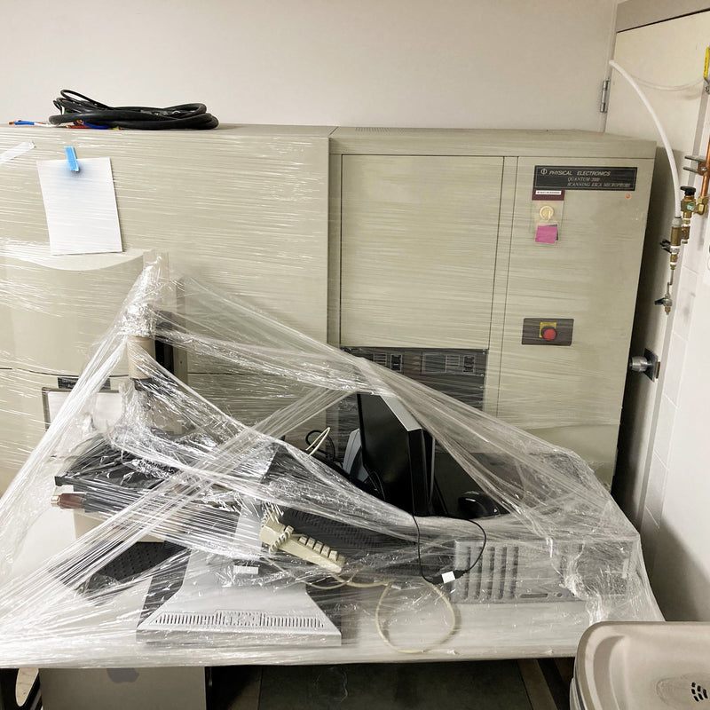 Physical Electronics Quantum 2000 Scanning ESCA Microprobe