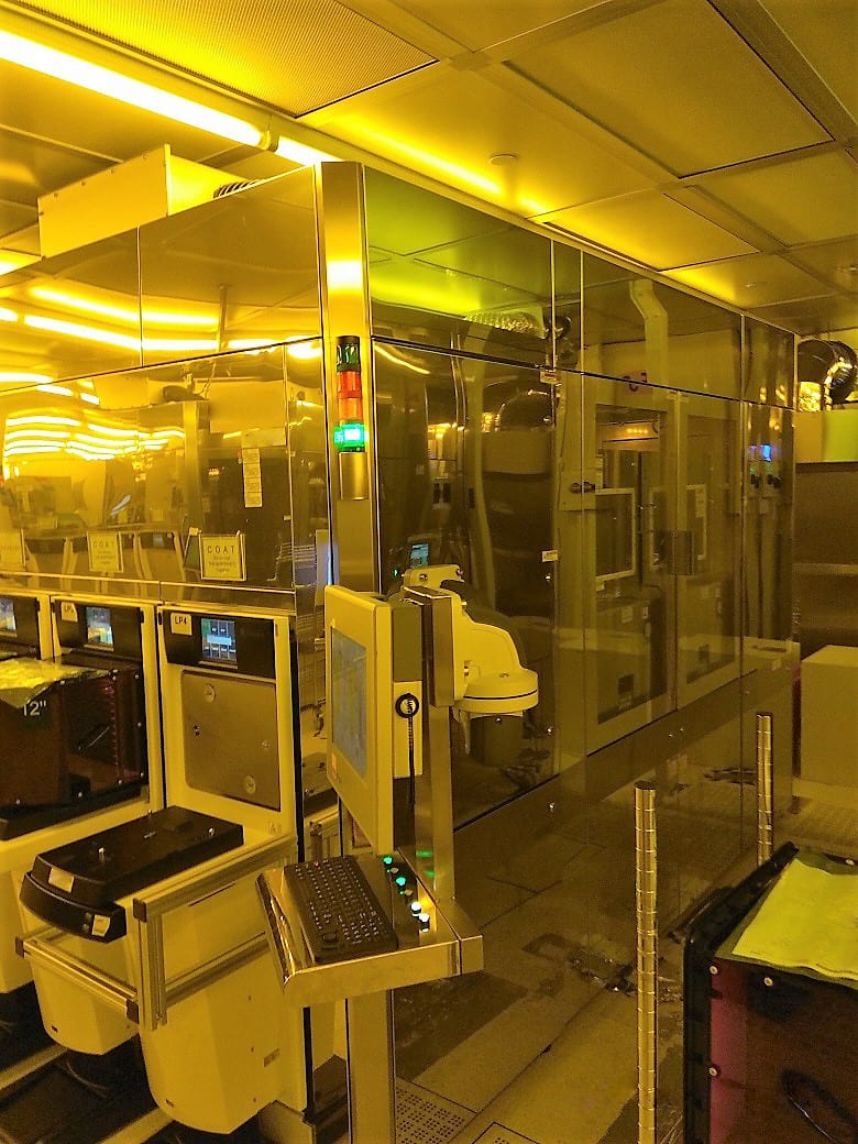 SUSS ACS 300 Gen 2 Coater / Developer
