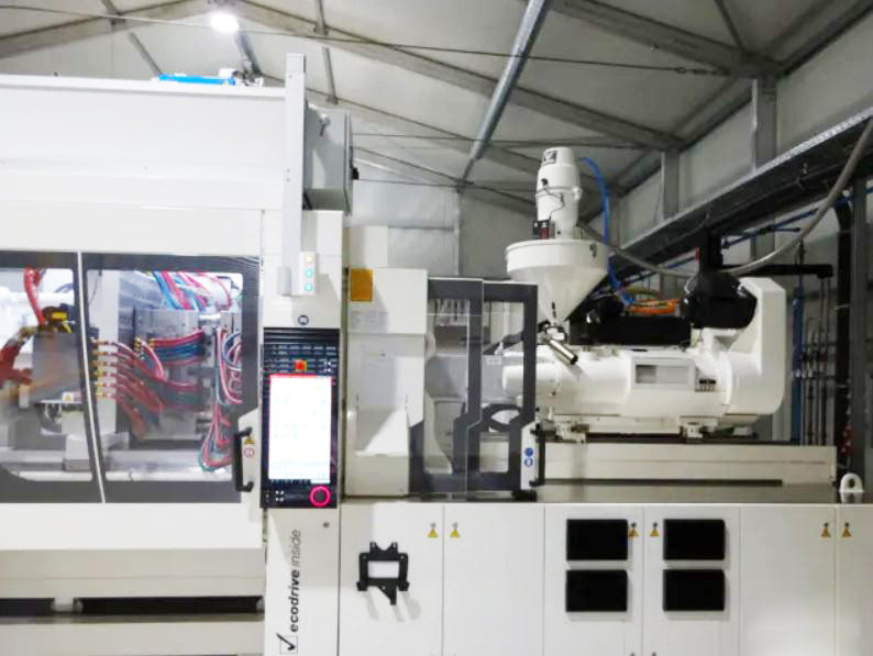 Engel e Victory 740/450 US Injection Molding Machine