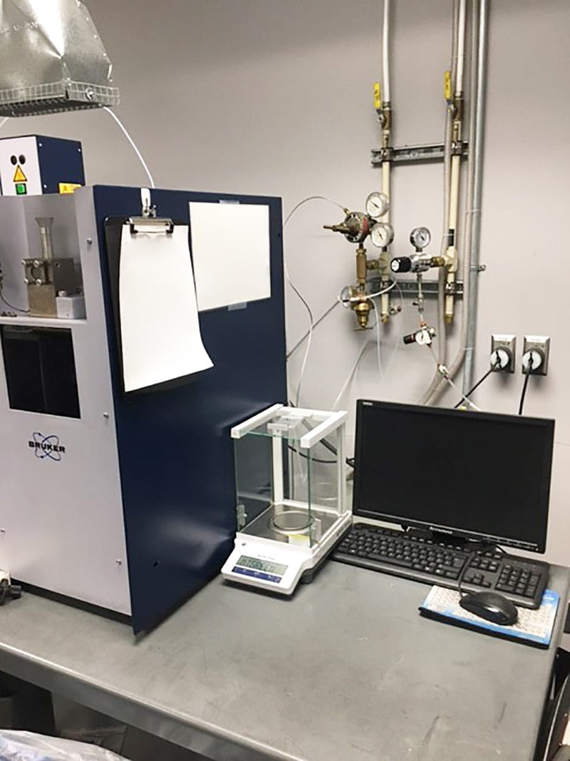 Bruker Galileo G 8 Oxygen, Nitrogen, Hydrogen Analyzer