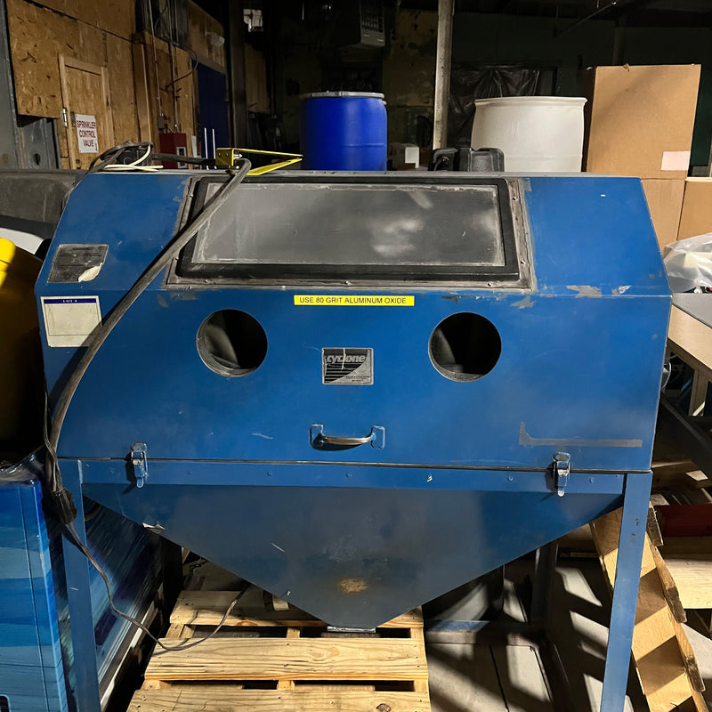 Cyclone 4826 Sandblaster