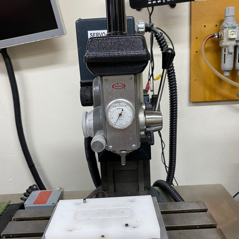 Servo 7406