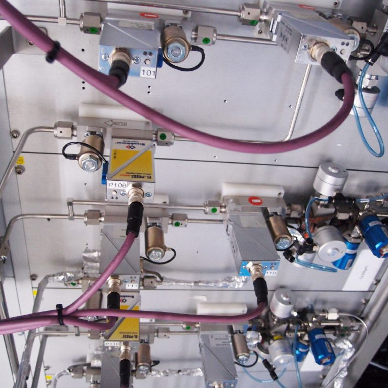 Aixtron G 4 HT MOCVD (Metal Organic Chemical Vapor Deposition)