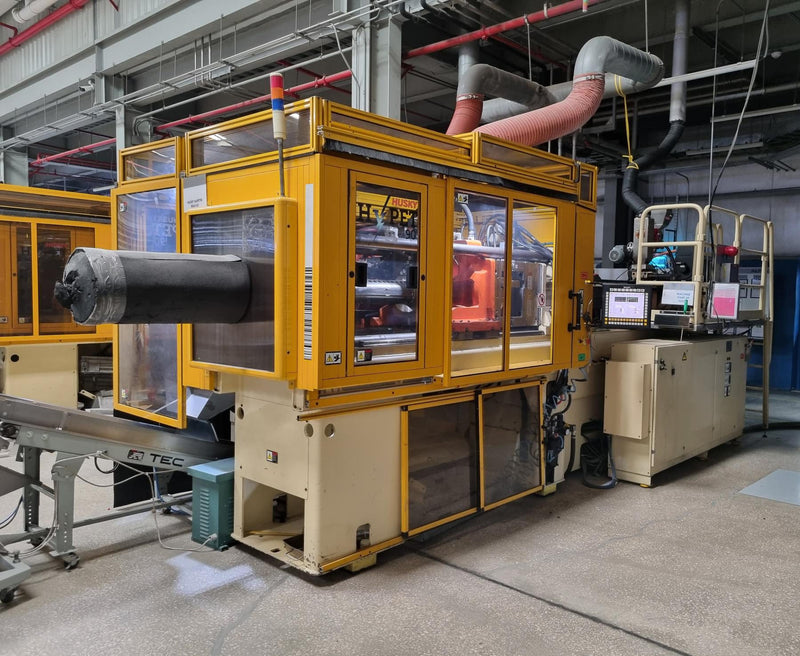 Husky HyPet 90 Injection Molding Machine