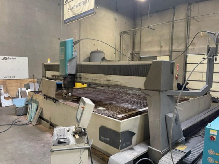 Flow Mach 4 4050 C Water Jet Cutting System