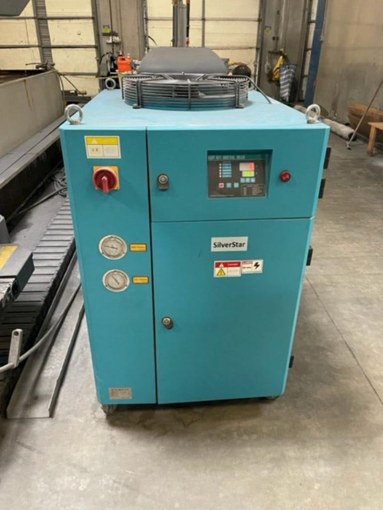 Flow Mach 4 4050 C Water Jet Cutting System