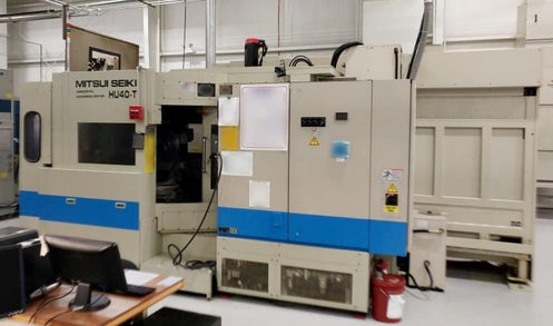 Mitsui Seiki HU 40 T AWC Milling Machine