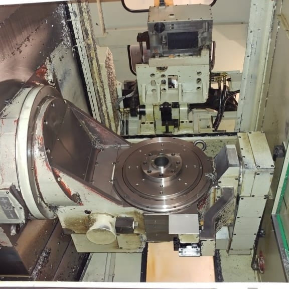 Mitsui Seiki HU 40 T AWC Milling Machine