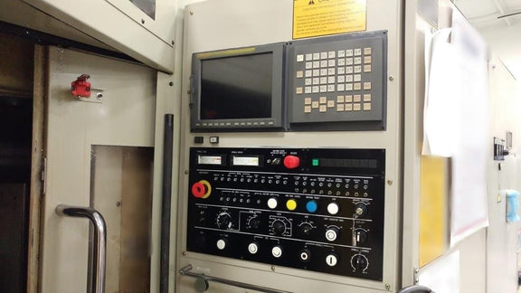Mitsui Seiki HU 40 T AWC Milling Machine