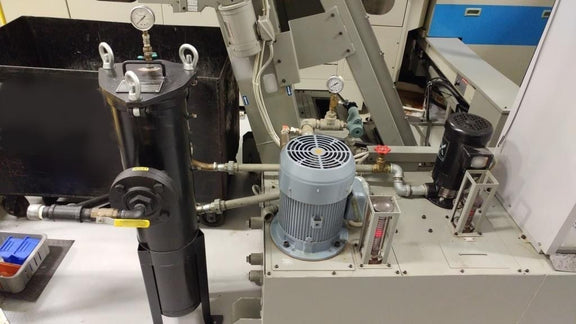 Mitsui Seiki HU 40 T AWC Milling Machine