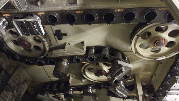 Mitsui Seiki HU 40 T AWC Milling Machine