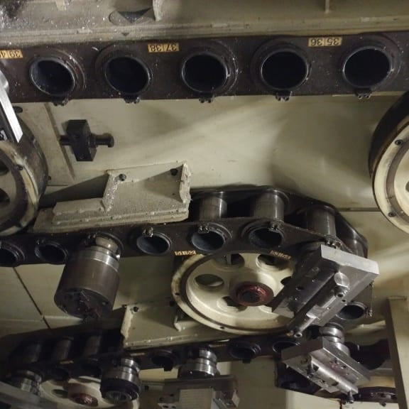 Mitsui Seiki HU 40 T AWC Milling Machine