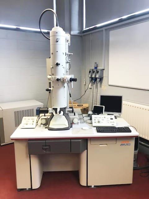 Jeol JEM 1011 TEM (Transmission Electron Microscope)