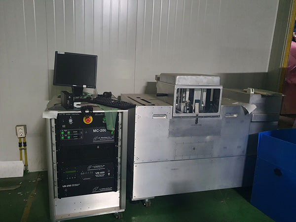 JA Woollam VUV-VASE (Gen II) Spectroscopic Ellipsometer