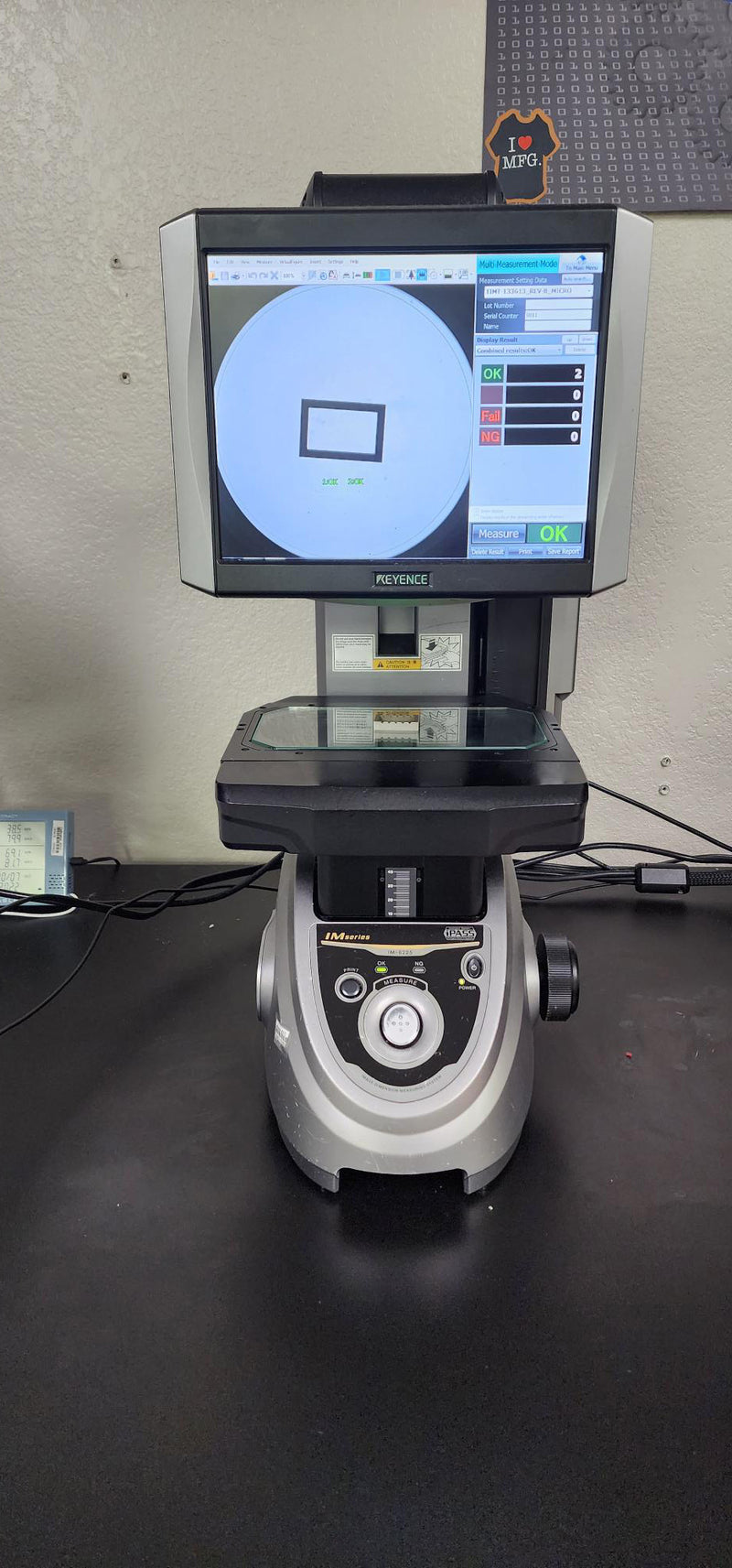 Keyence IM 6225 Inspection Measurement System