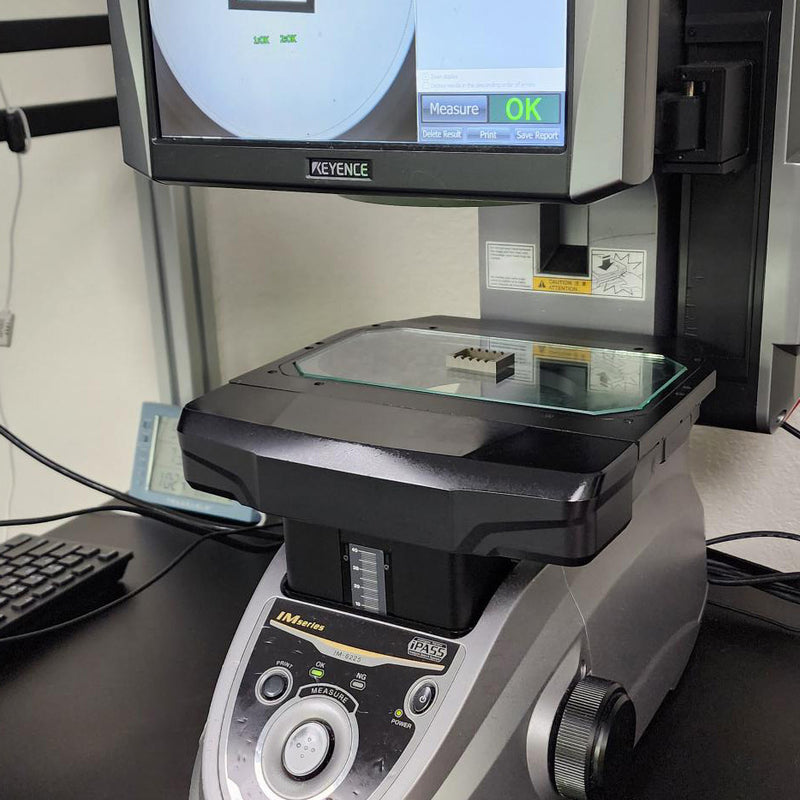 Keyence IM 6225 Inspection Measurement System
