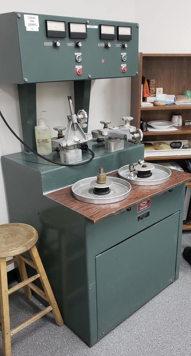 Strasbaugh 6 U P 2 DC Polisher