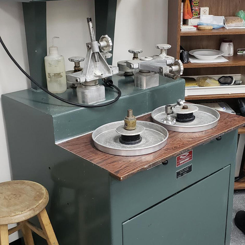 Strasbaugh 6 U P 2 DC Polisher