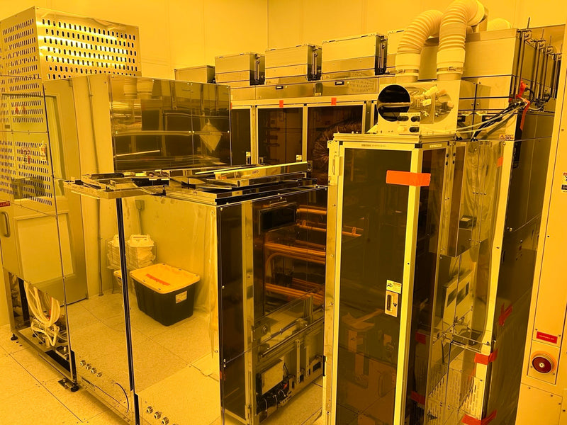 SCREEN / DNS SK 200 W-AVPE Coater / Developer