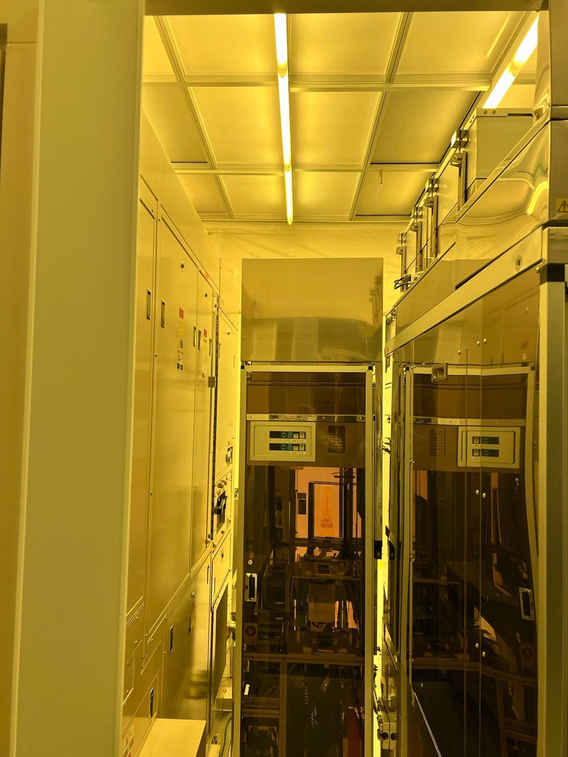 SCREEN / DNS SK 200 W-AVPE Coater / Developer