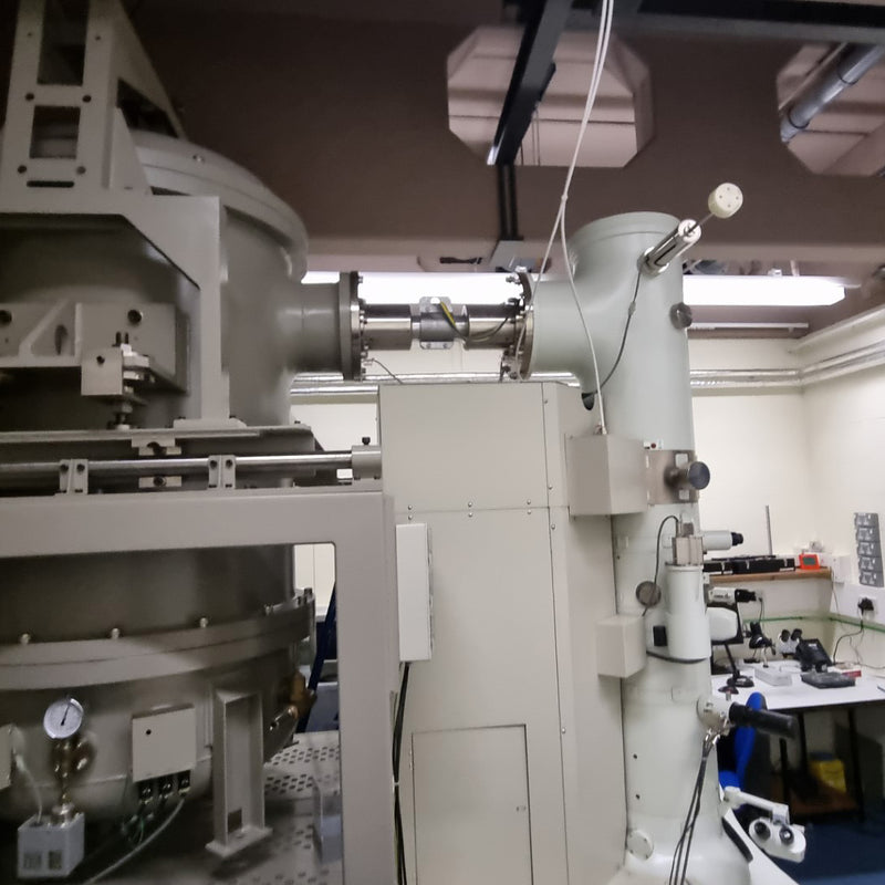 Jeol JEM 3000 F Field Emission Electron Microscope