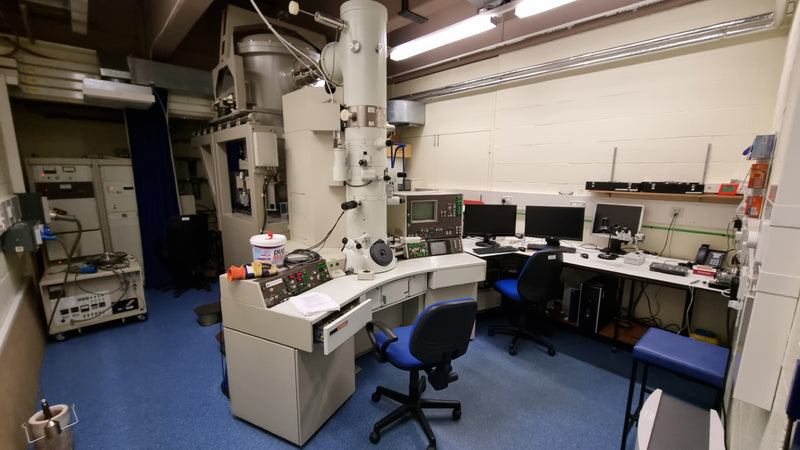 Jeol JEM 3000 F Field Emission Electron Microscope