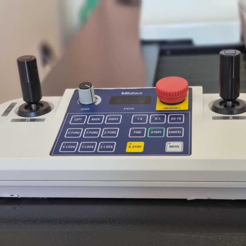 Mitutoyo Crysta Apex S 544 Measuring Table