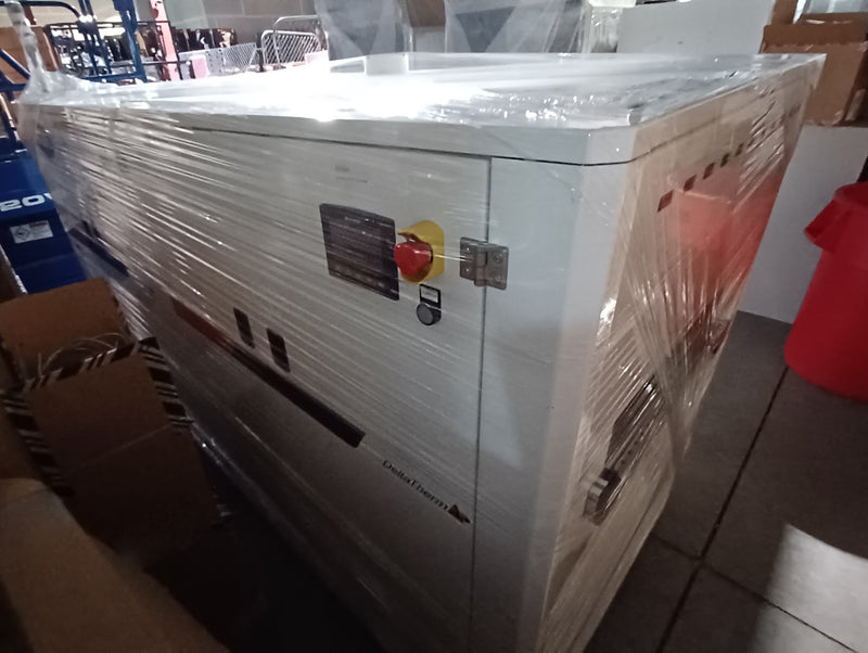 PVA DeltaTherm Oven